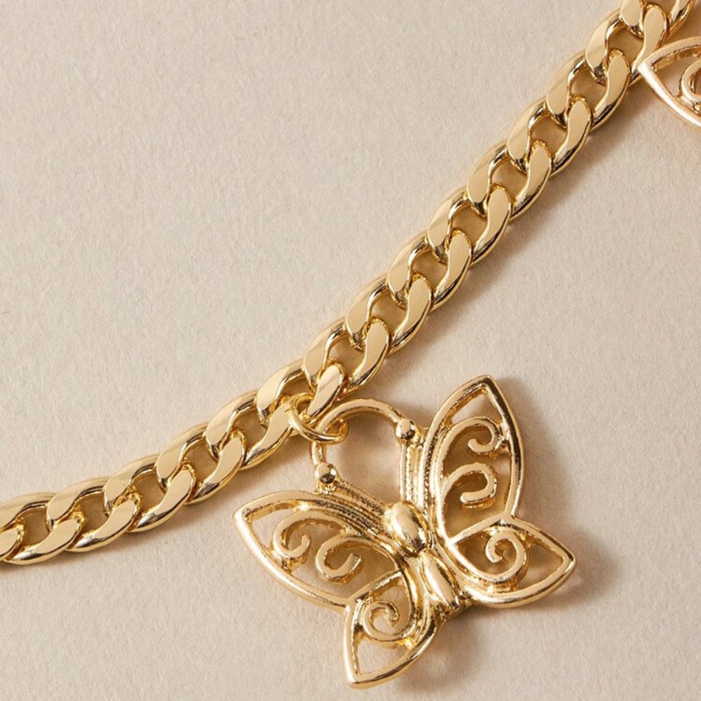 3/$30 💛 Butterfly Choker - Picture 4 of 4